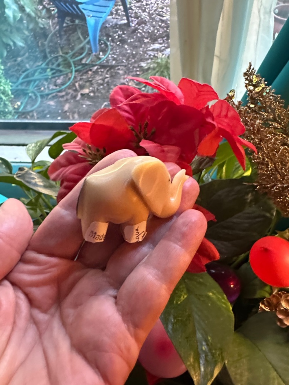 Cream Elephant Figurine - Small Collectible handcarved Tagua from Ecuador
